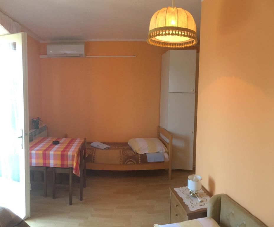 לובראן Guesthouse Villa Manda מראה חיצוני תמונה