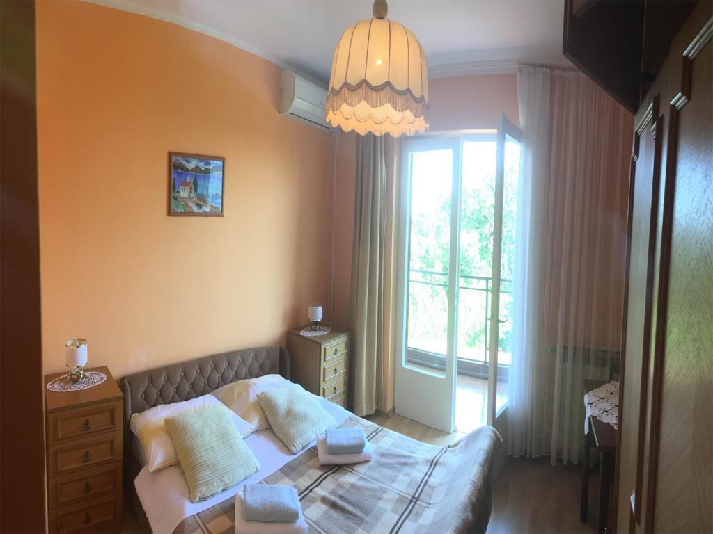 לובראן Guesthouse Villa Manda מראה חיצוני תמונה